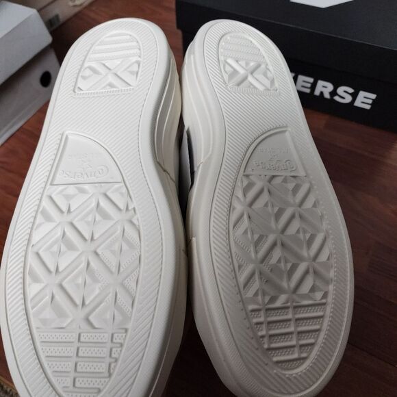 Converse Chuck Taylor Cruise Hightop Sneakers 9 / 8 NIB - Picture 7 of 8